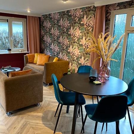 Sfeervolle Chalet Op De Veluwe In Hoenderloo Hotel Ngoại thất bức ảnh