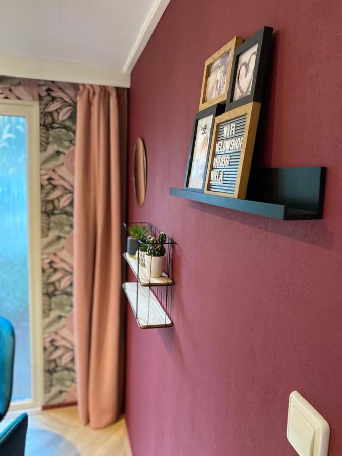 Sfeervolle Chalet Op De Veluwe In Hoenderloo Hotel Ngoại thất bức ảnh
