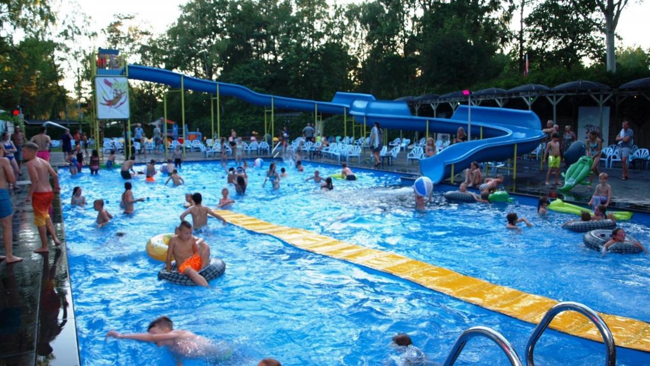 Sfeervolle Chalet Op De Veluwe In Hoenderloo Hotel Ngoại thất bức ảnh
